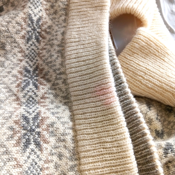 Vintage Sweater - Picture 4 of 5